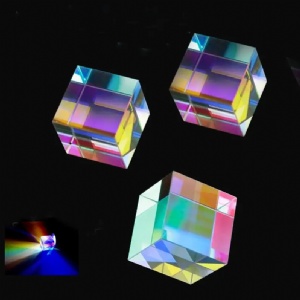 K9 Prisma X-Cube dicroico de vidrio para fotografía Prisma triangular equilátero